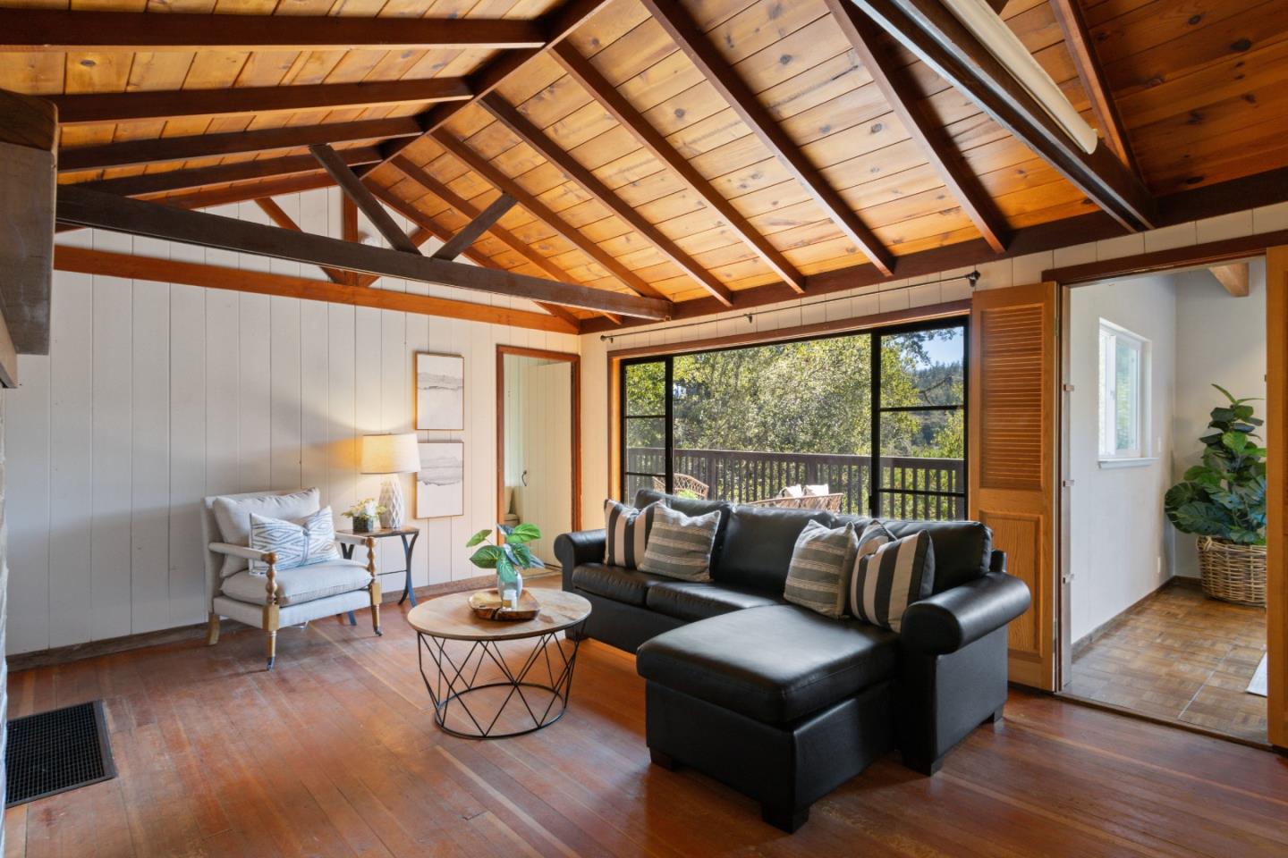 325 Vista Terrace