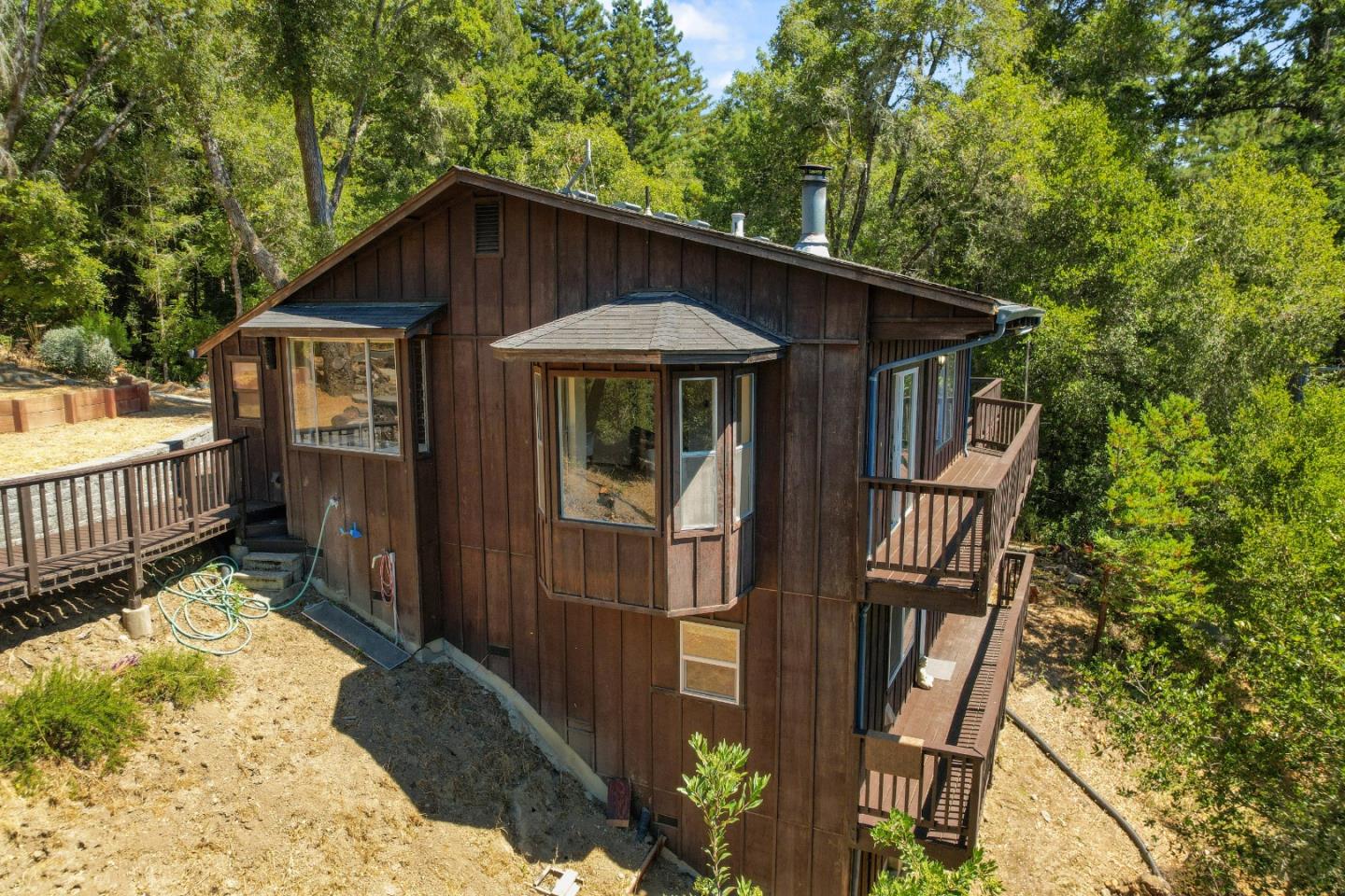 325 Vista Terrace
