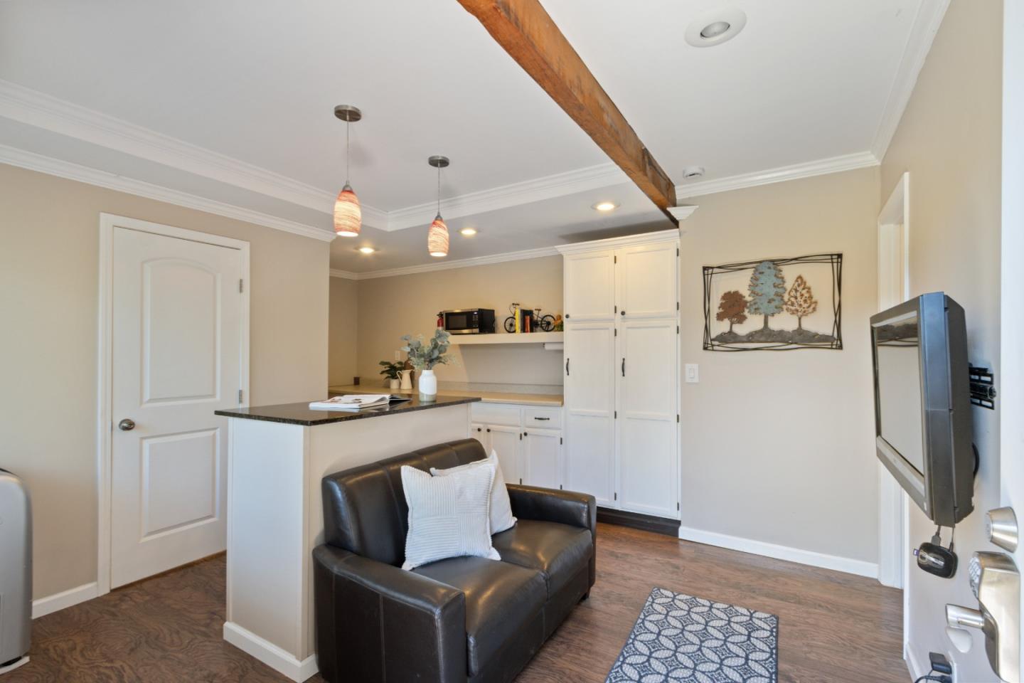 325 Vista Terrace