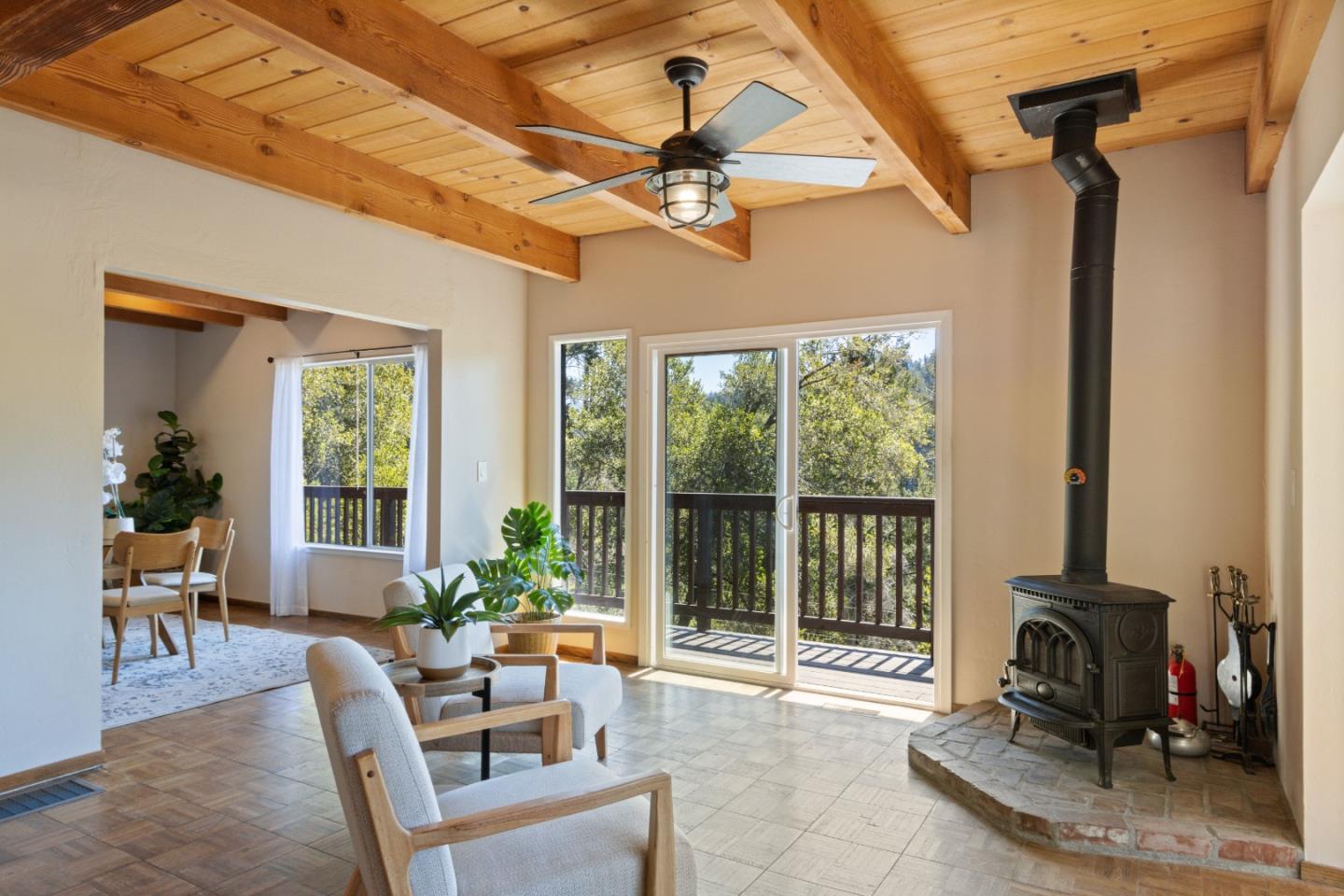 325 Vista Terrace