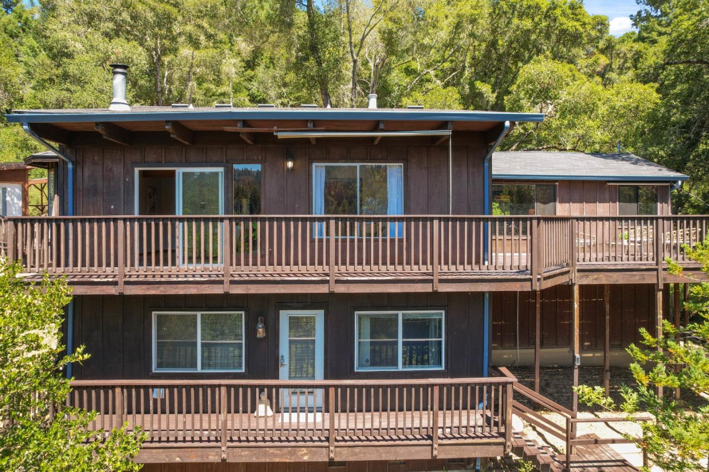 325 Vista Terrace