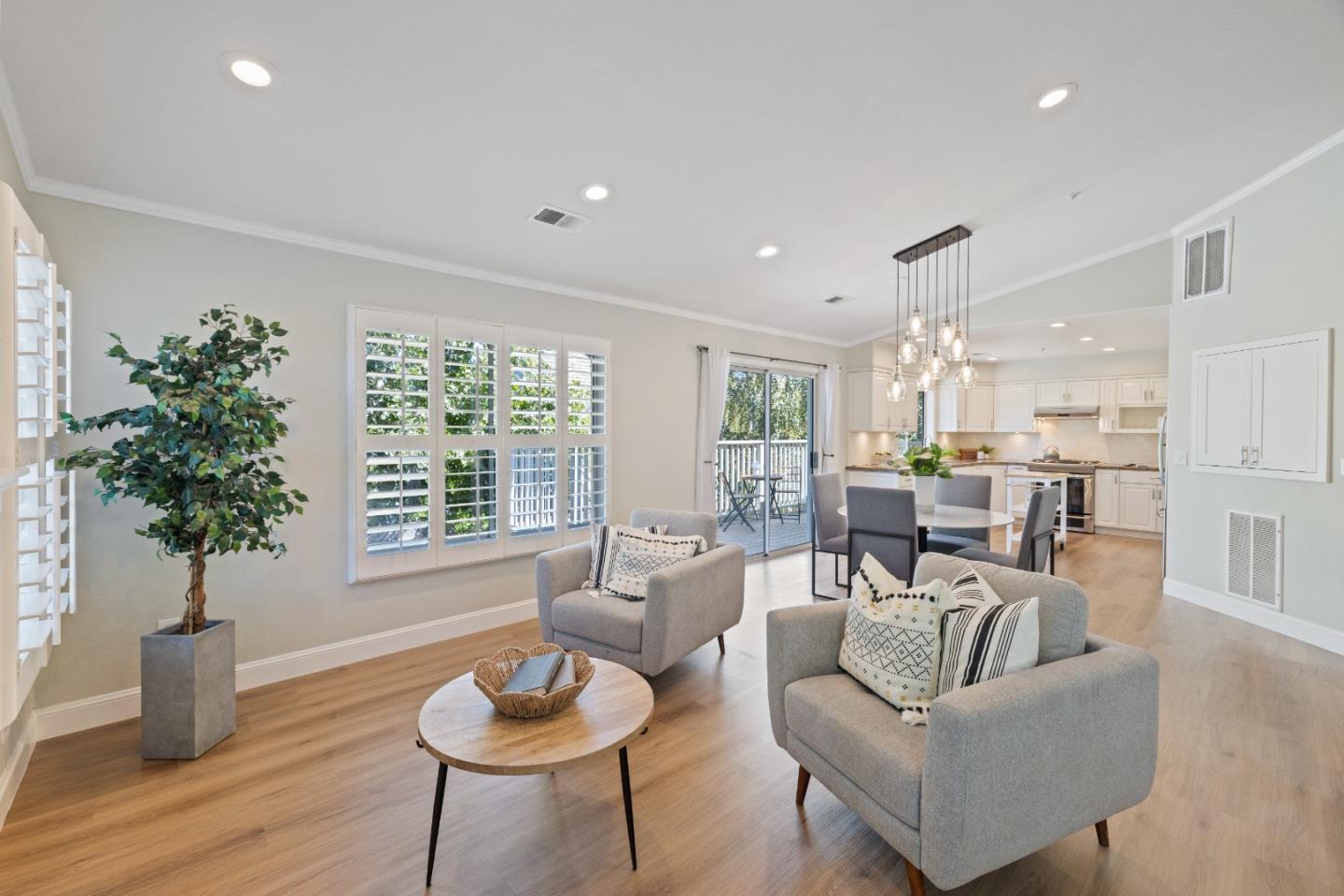 152 Navigator Drive