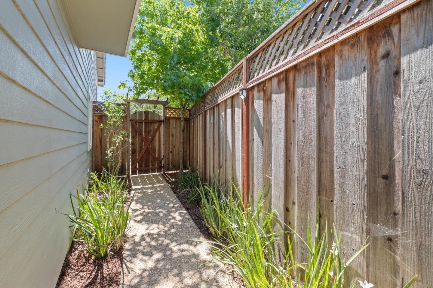 152 Navigator Drive