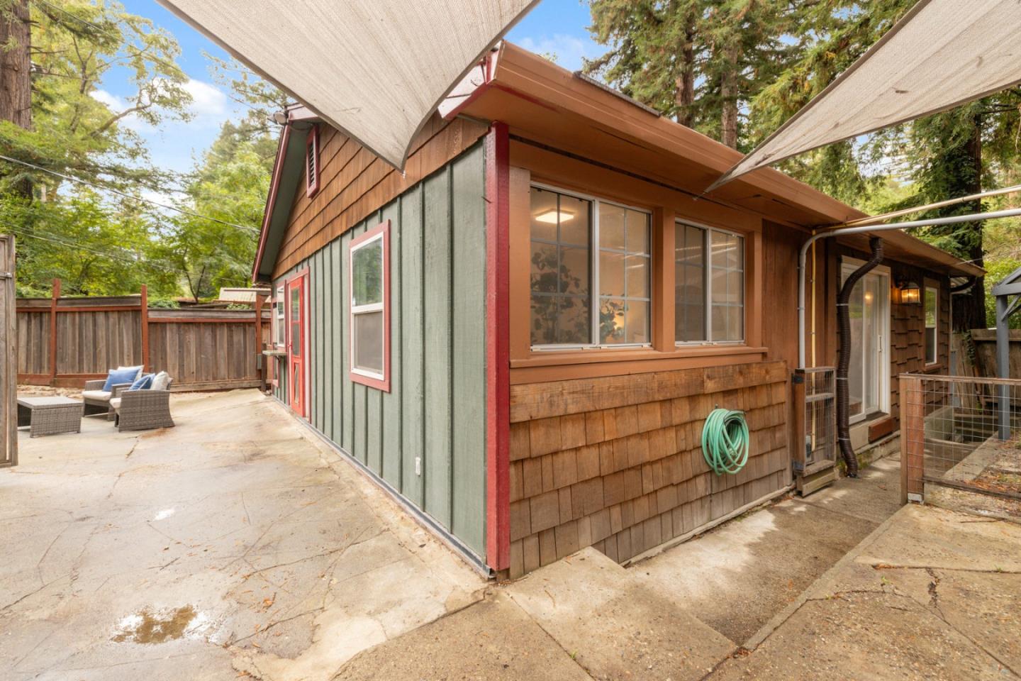 15765 Kings Creek Road