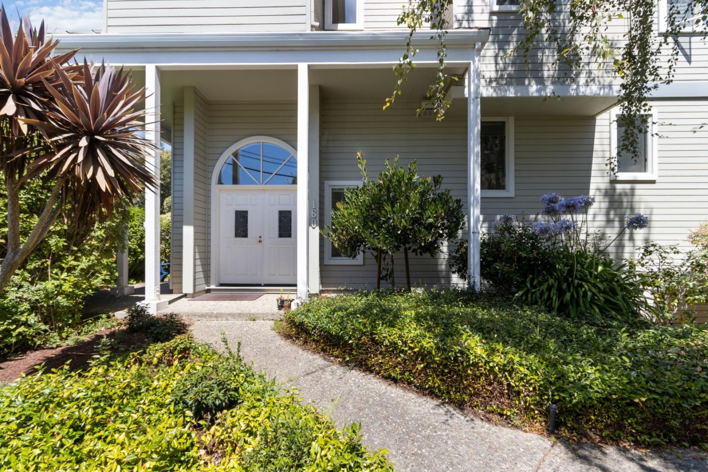 160 Frederick Street