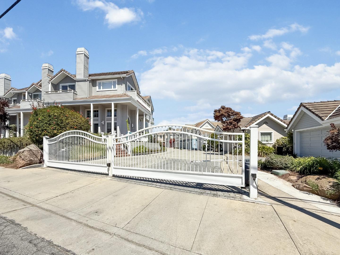 160 Frederick Street