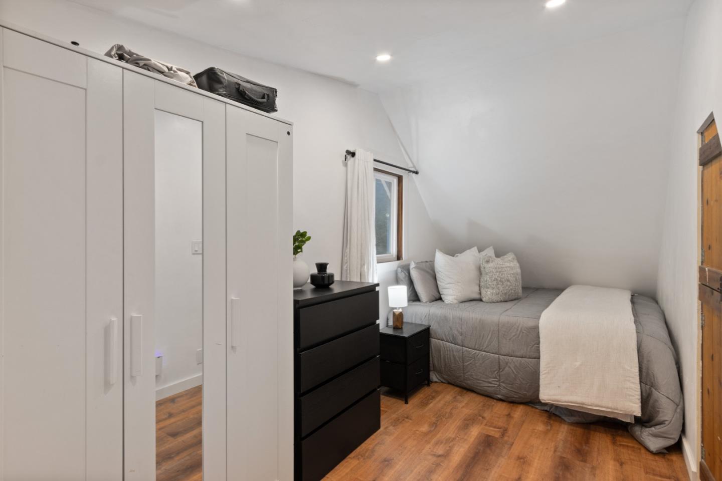 15475 Big Basin Way