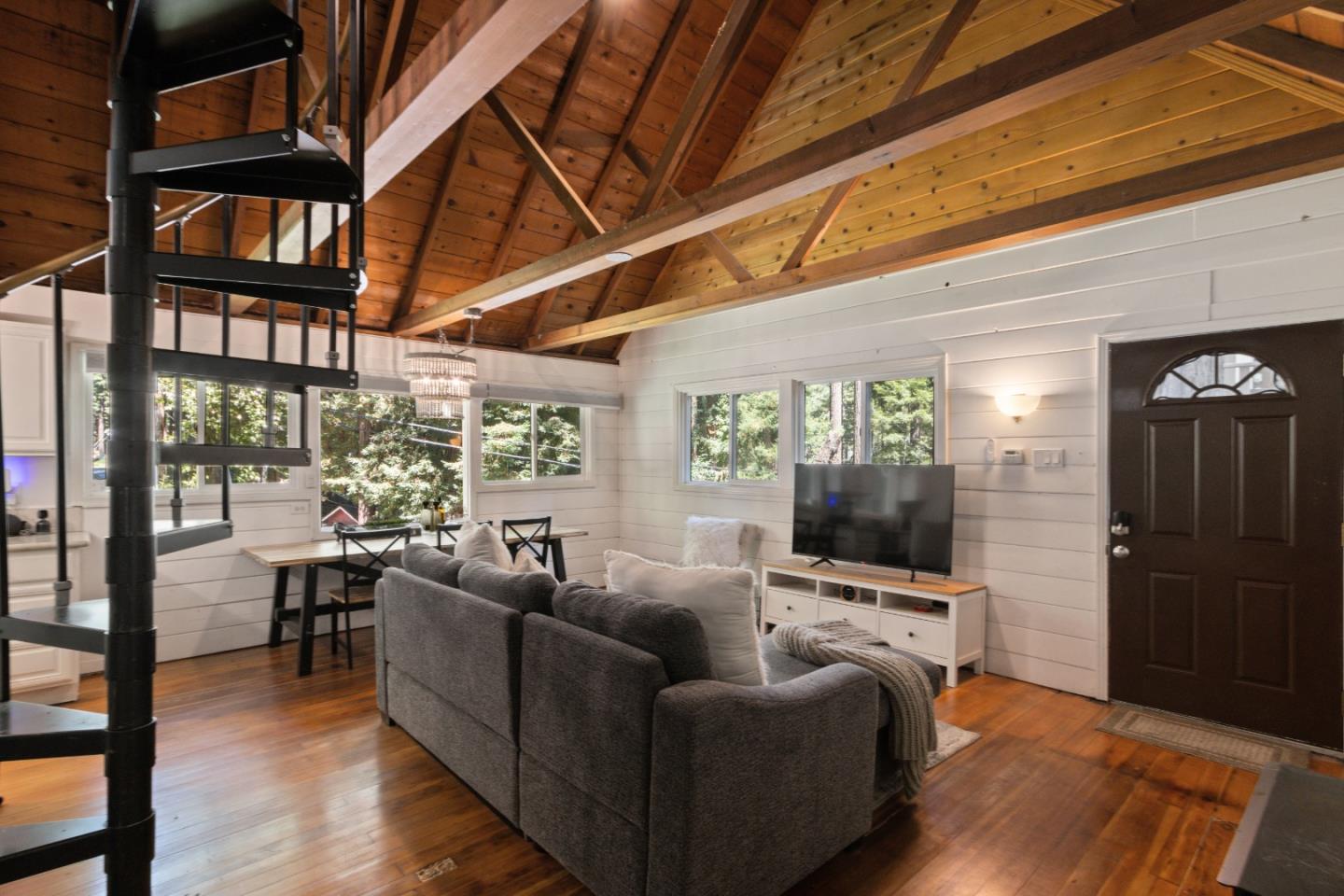 15475 Big Basin Way