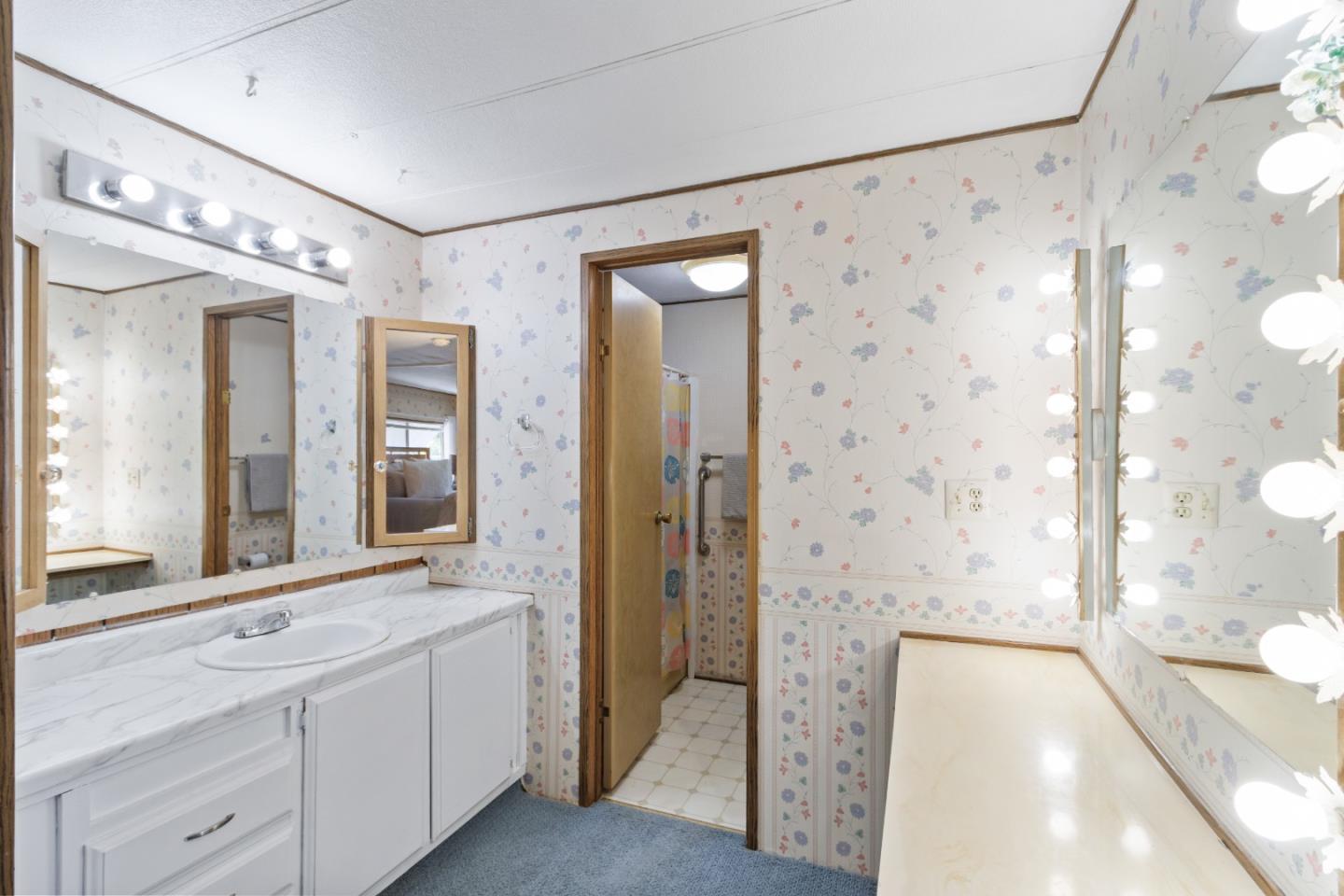 444 Whispering Pines Drive Unit: 89
