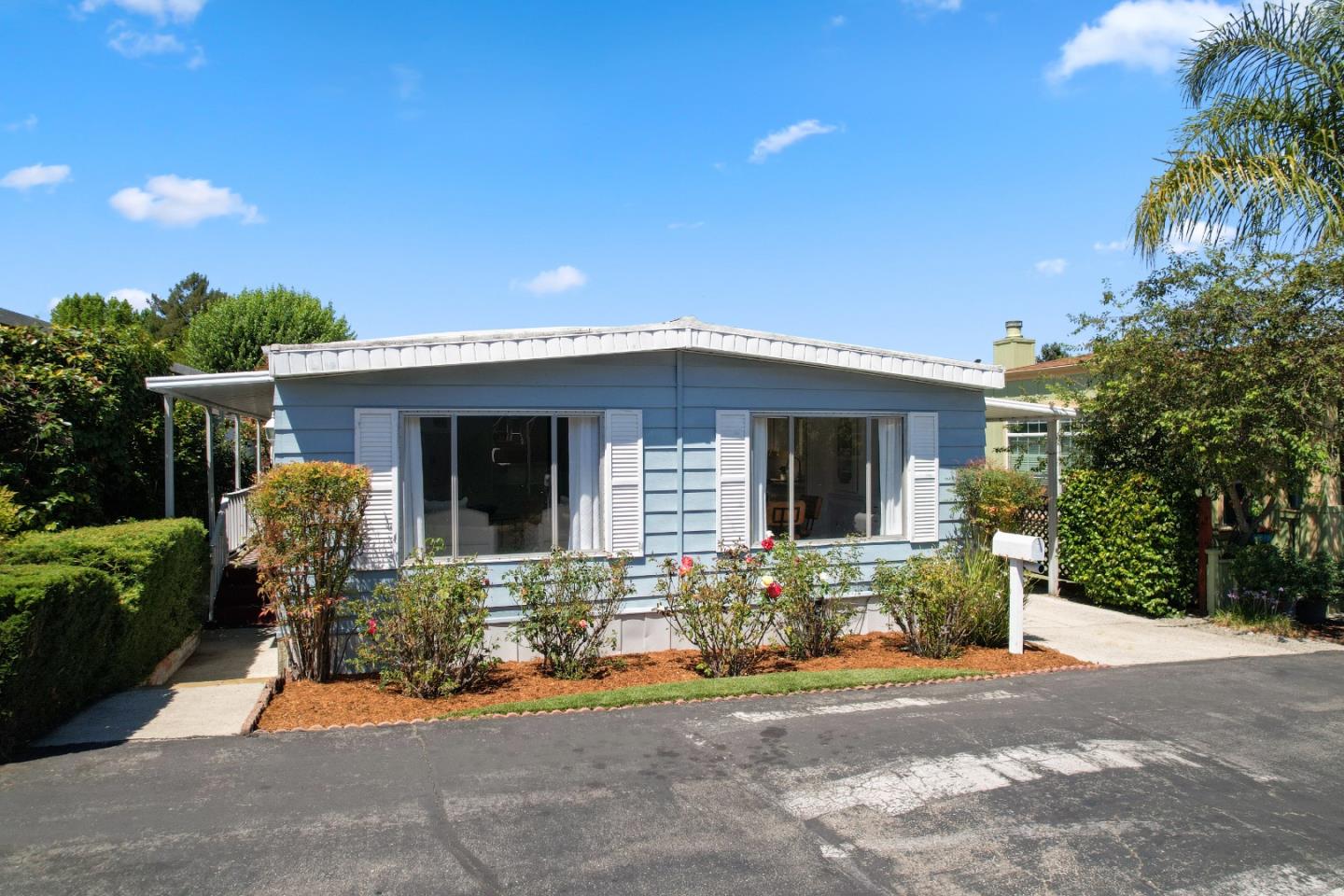 444 Whispering Pines Drive Unit: 89
