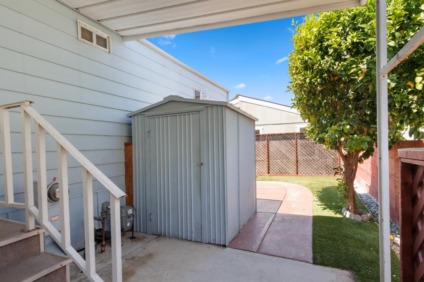 444 Whispering Pines Drive Unit: 89