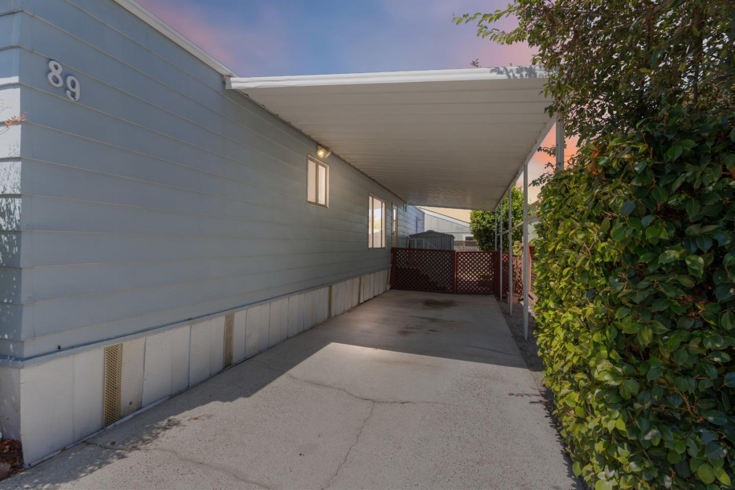 444 Whispering Pines Drive Unit: 89