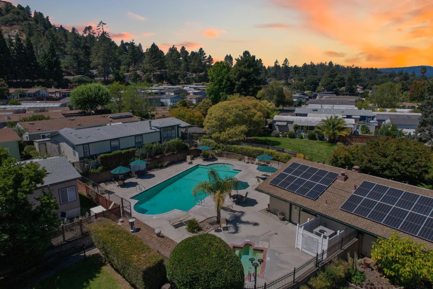 444 Whispering Pines Drive Unit: 89