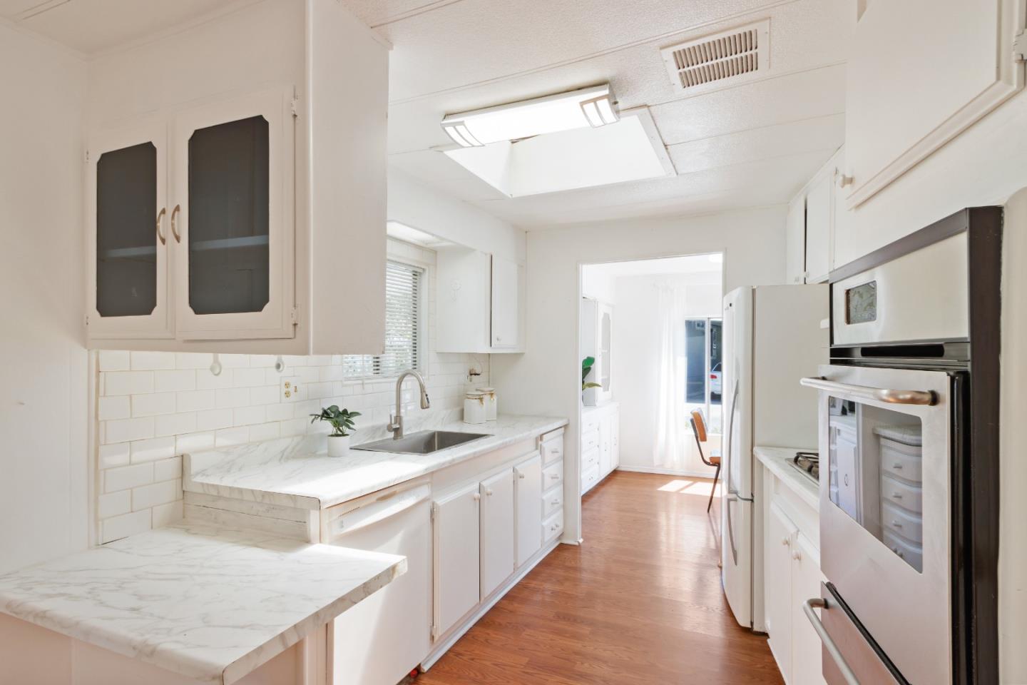 444 Whispering Pines Drive Unit: 89