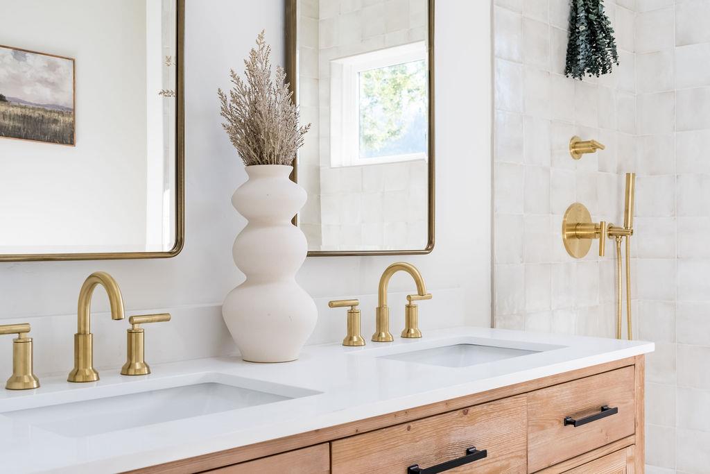 620 Manzanita Avenue