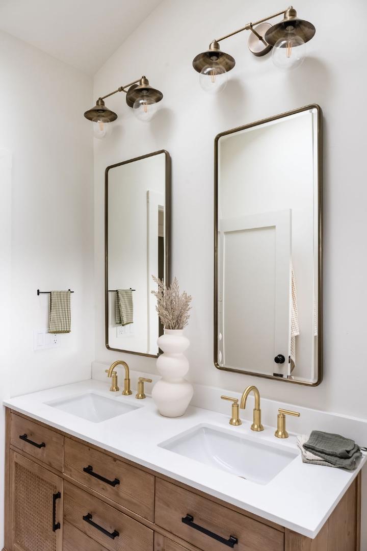 620 Manzanita Avenue