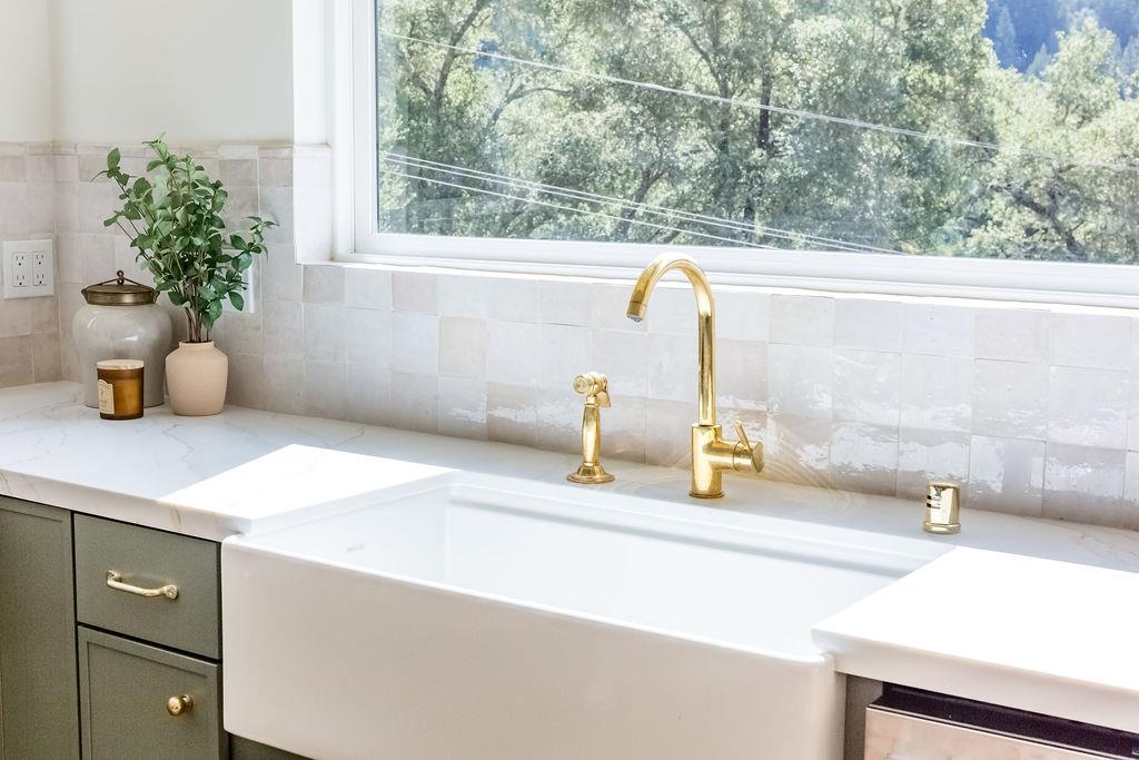 620 Manzanita Avenue