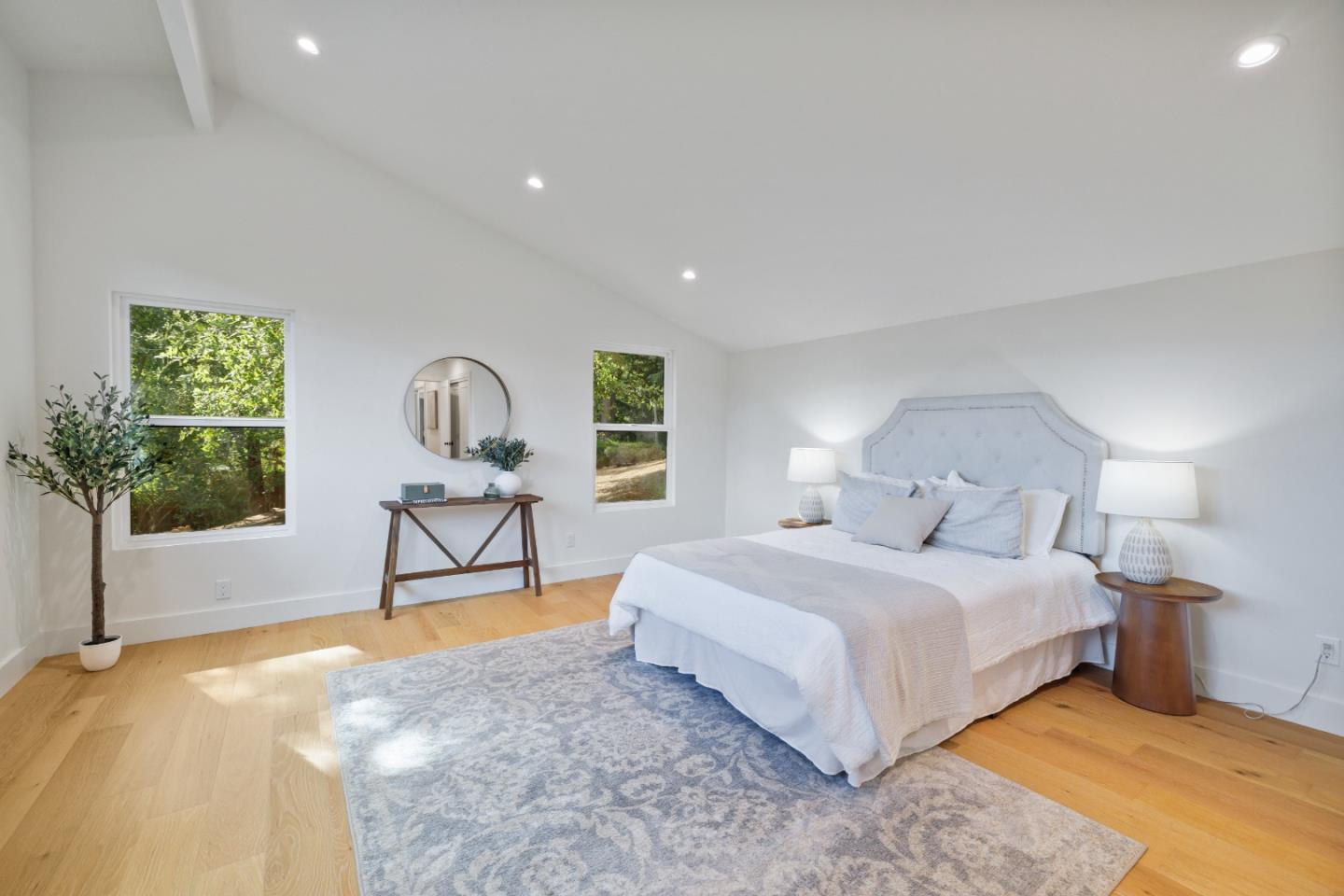 620 Manzanita Avenue