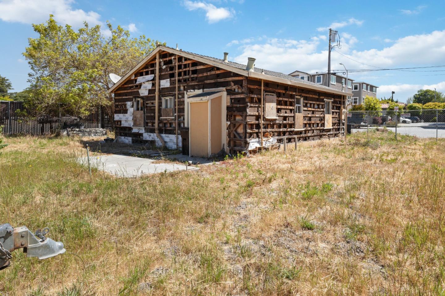 719 Darwin Street