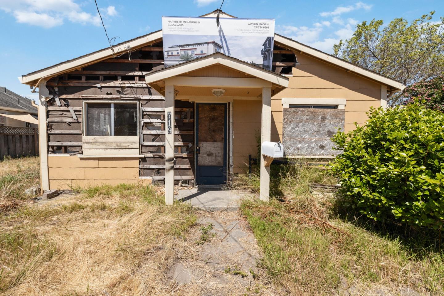 719 Darwin Street