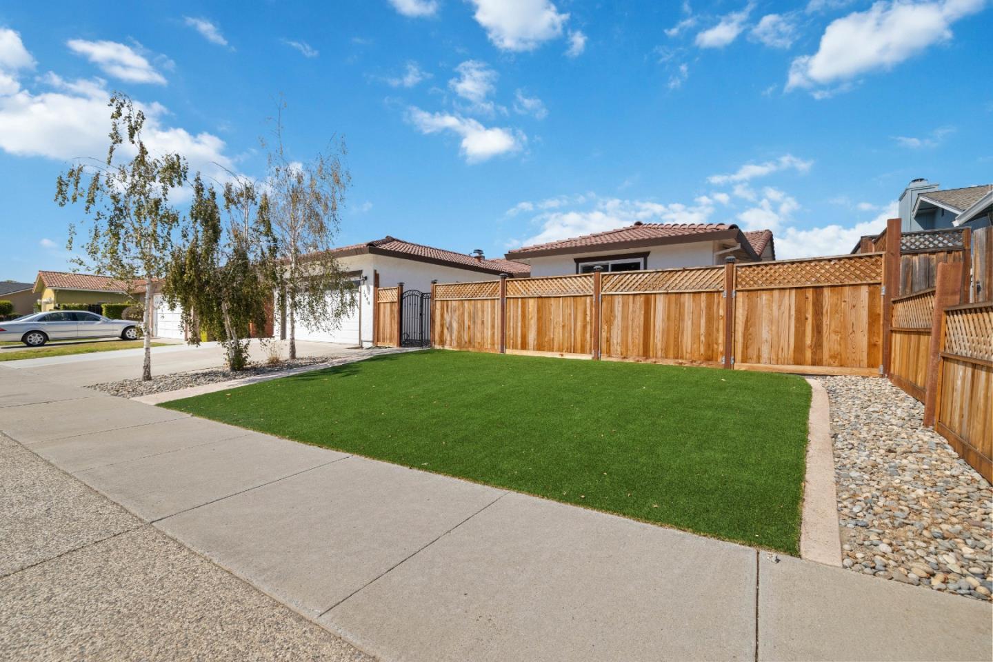 1640 Sunset Drive