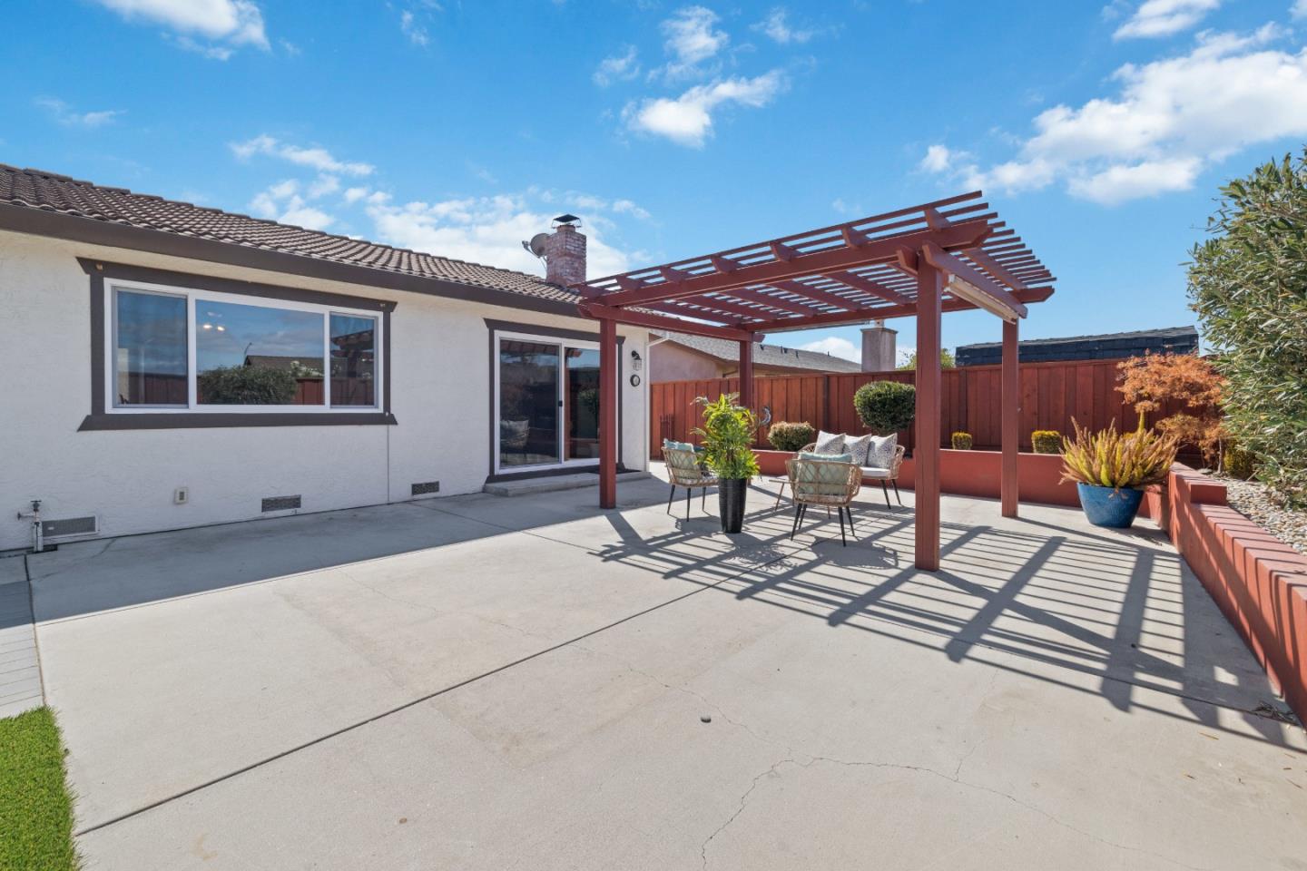 1640 Sunset Drive