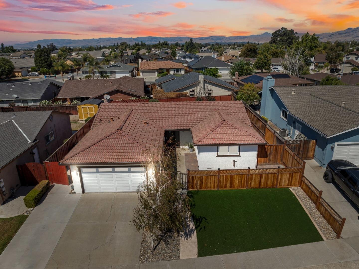 1640 Sunset Drive
