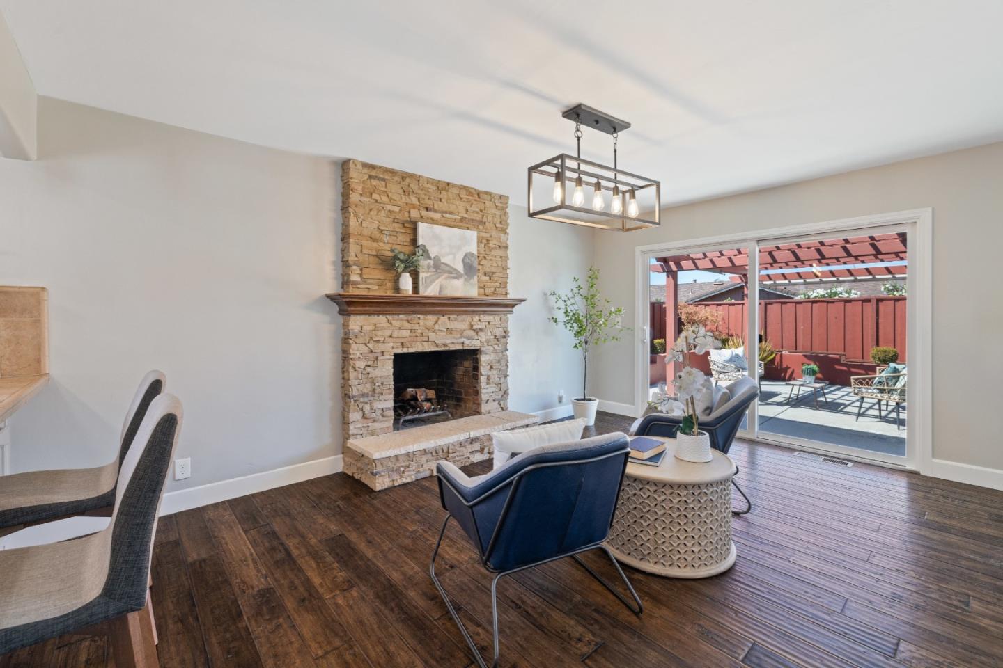1640 Sunset Drive