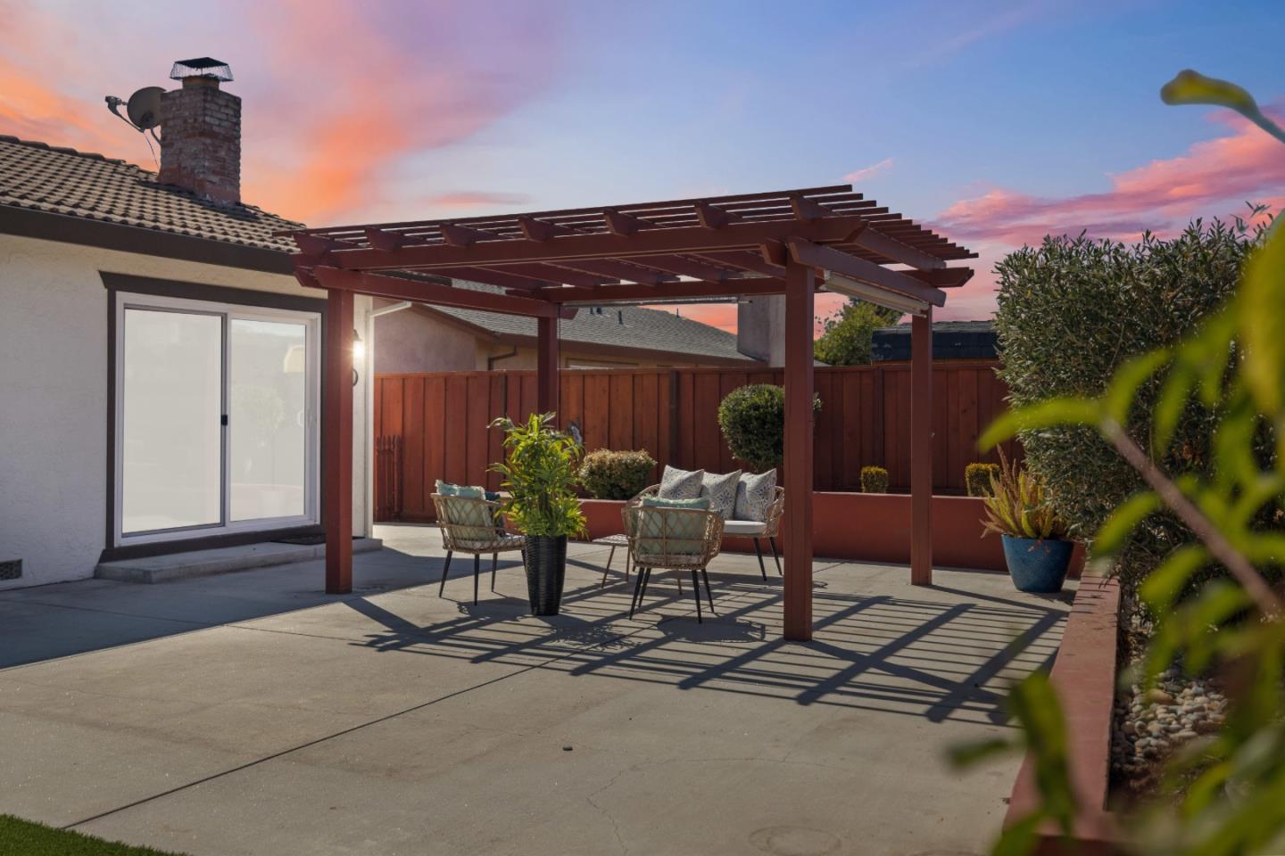 1640 Sunset Drive