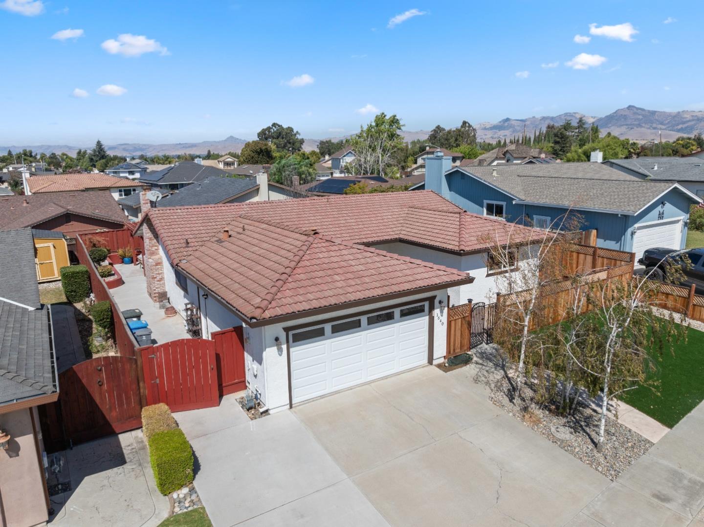 1640 Sunset Drive