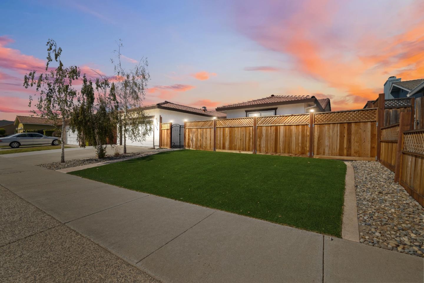 1640 Sunset Drive