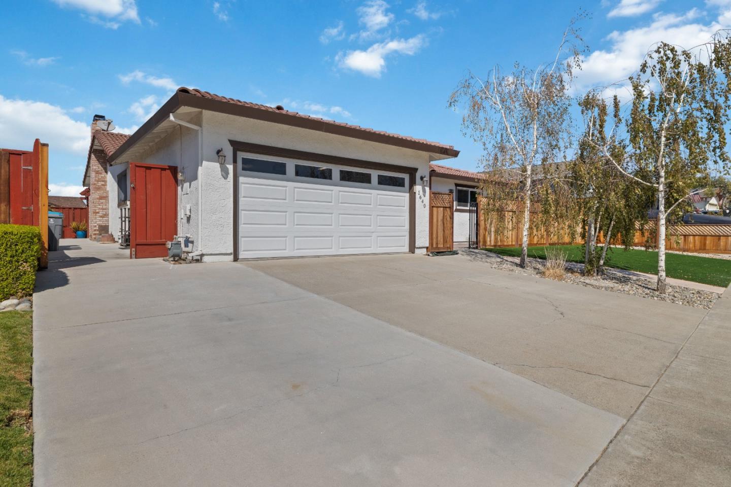 1640 Sunset Drive