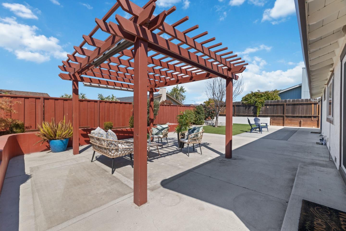 1640 Sunset Drive