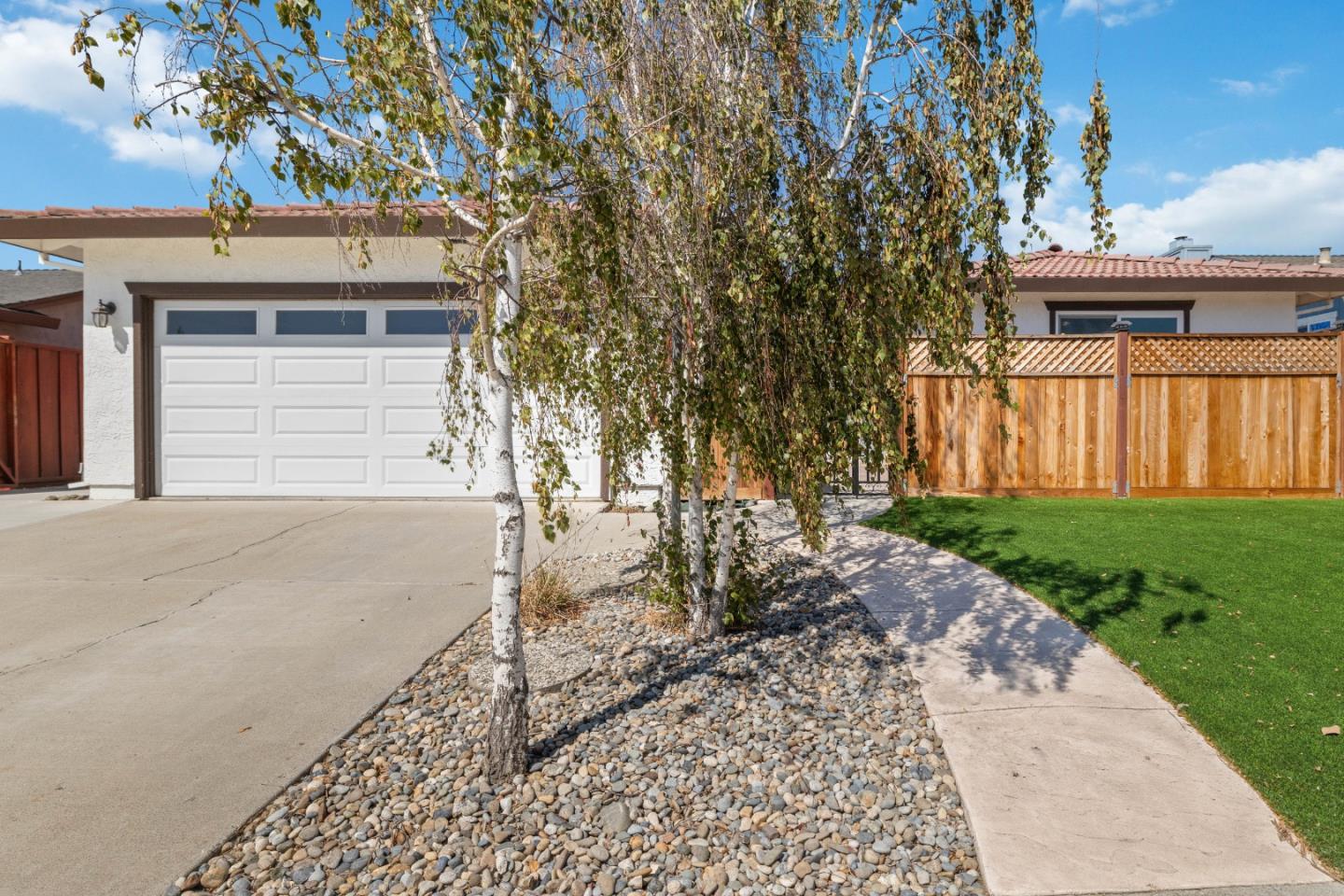 1640 Sunset Drive