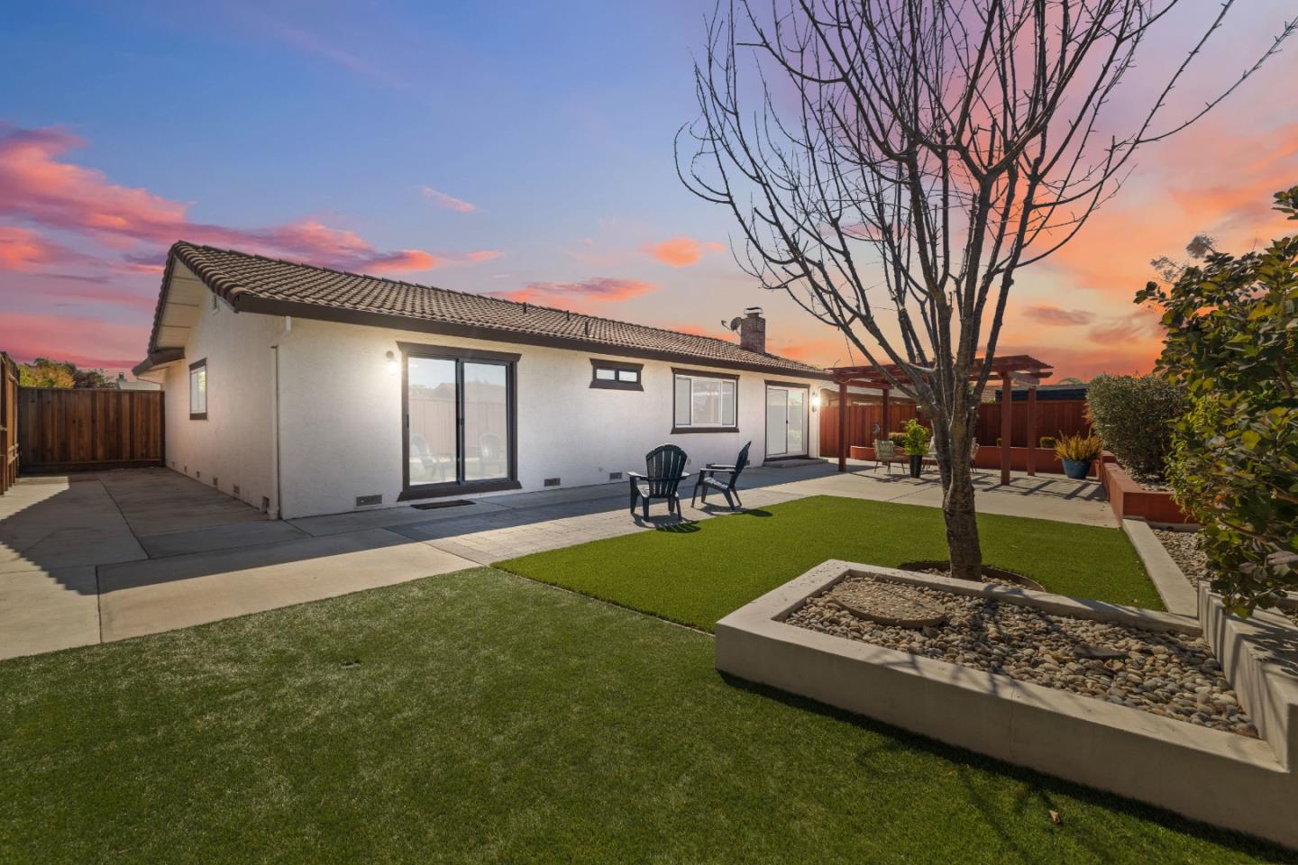 1640 Sunset Drive