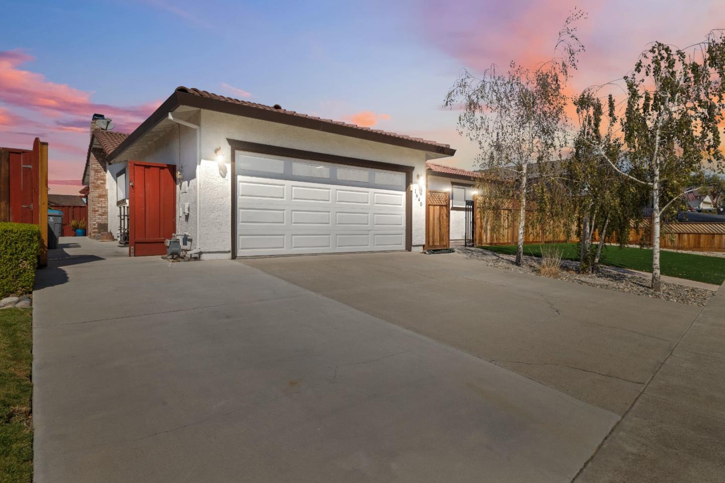 1640 Sunset Drive