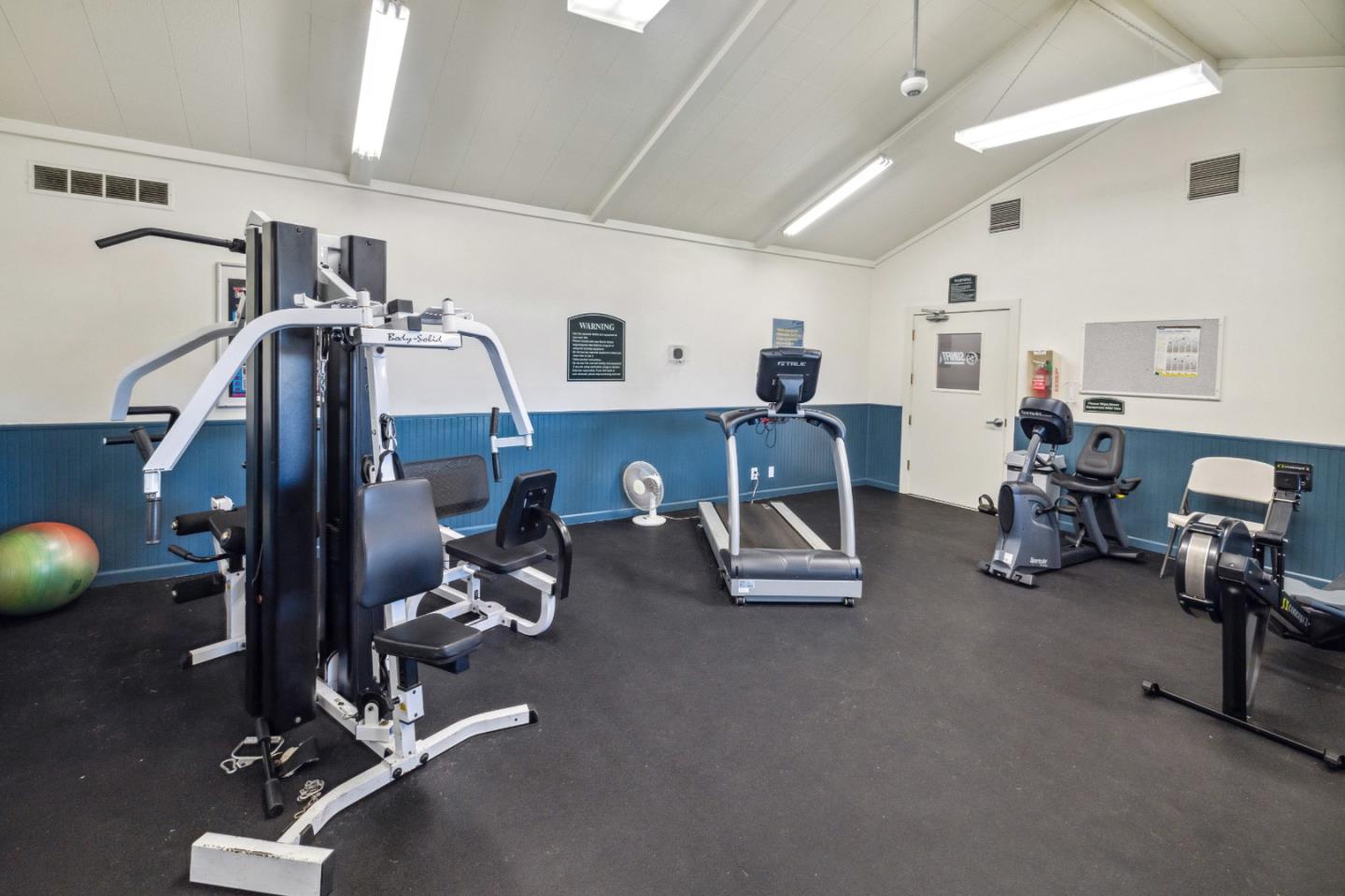 444 Whispering Pines Drive Unit: 68