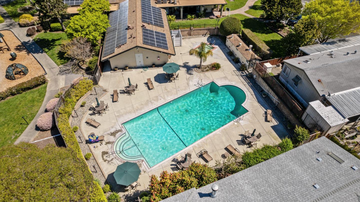 444 Whispering Pines Drive Unit: 68