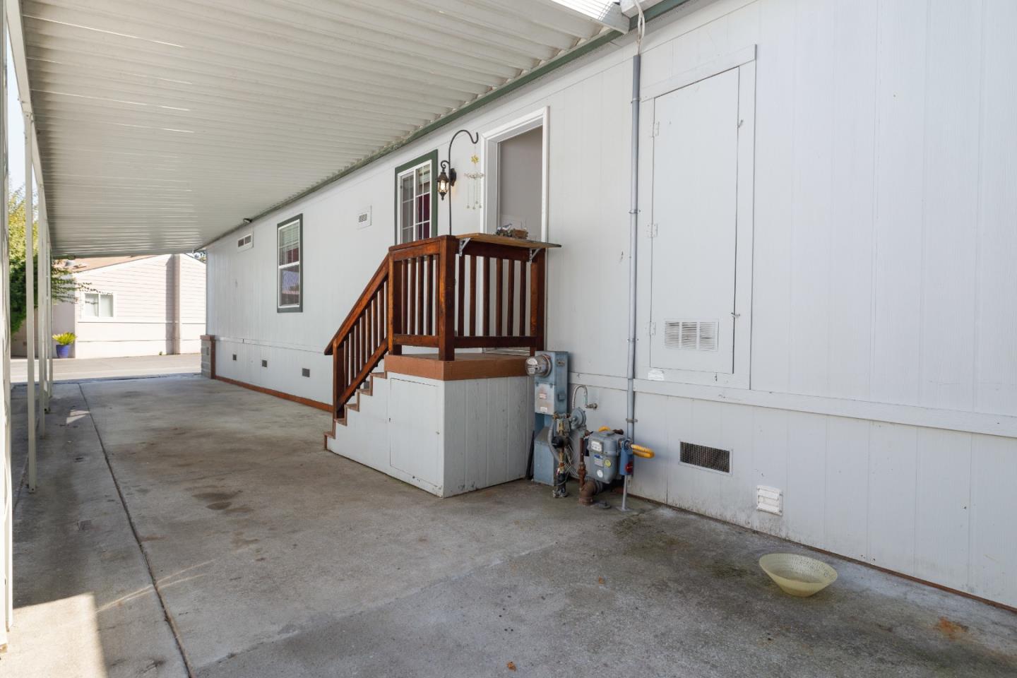 444 Whispering Pines Drive Unit: 68