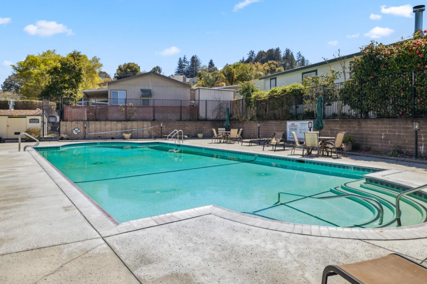 444 Whispering Pines Drive Unit: 68