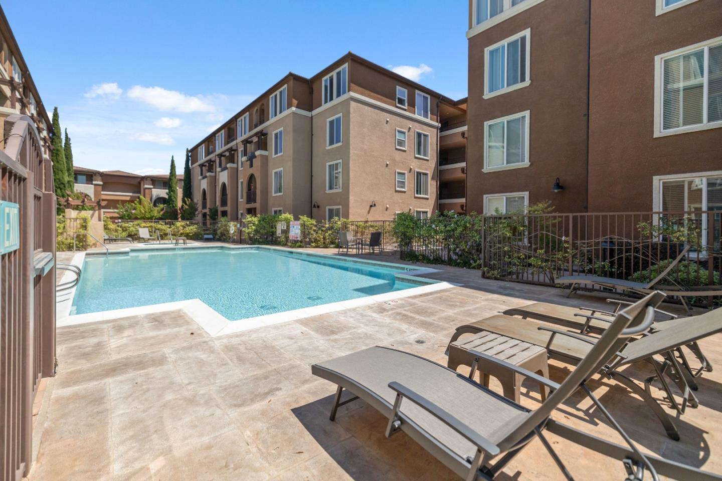 801 South Winchester Boulevard 3206