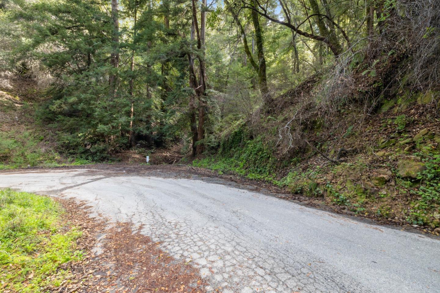 Lot 34 Lake Boulevard