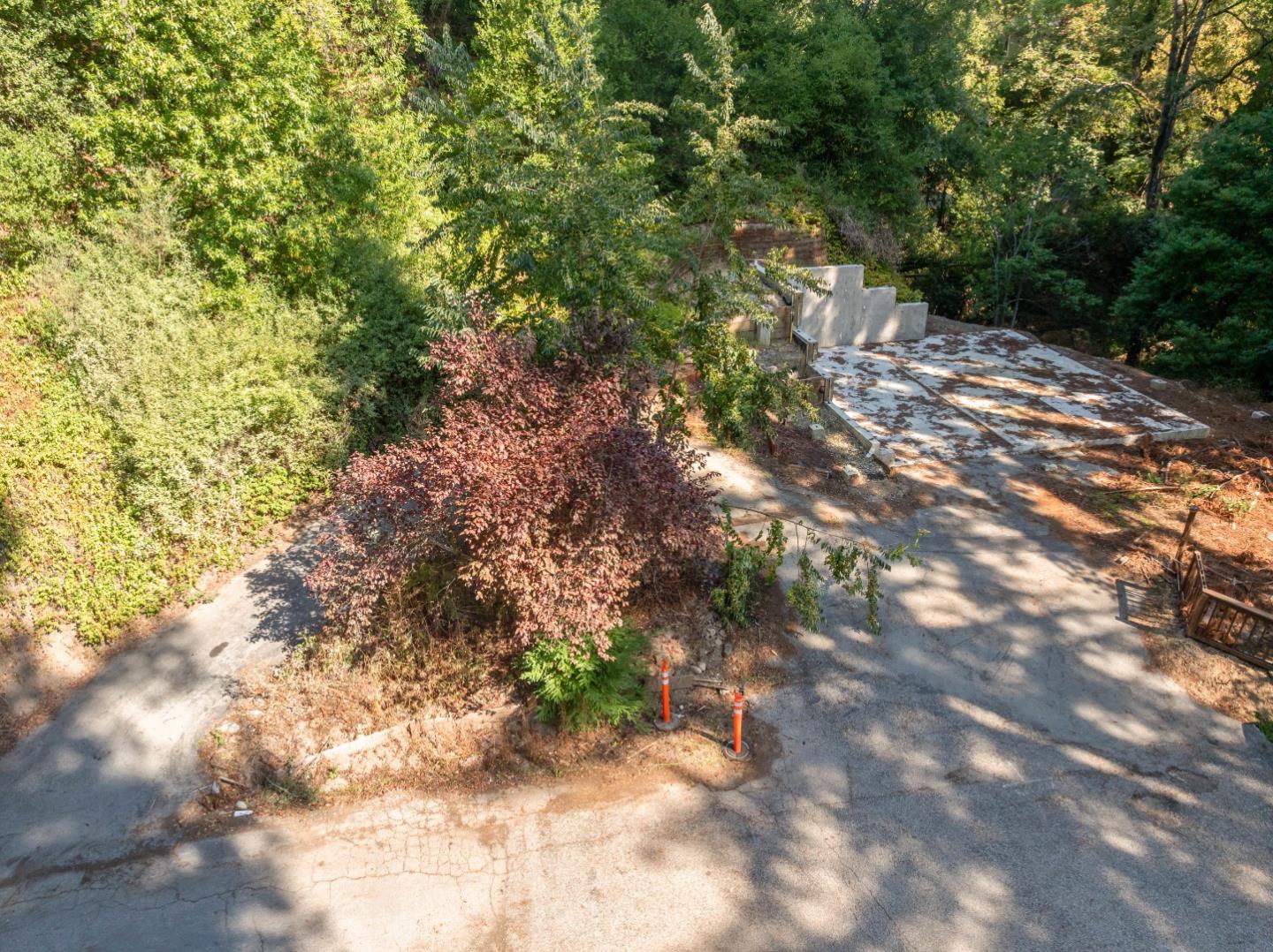 15840 Old County Highway