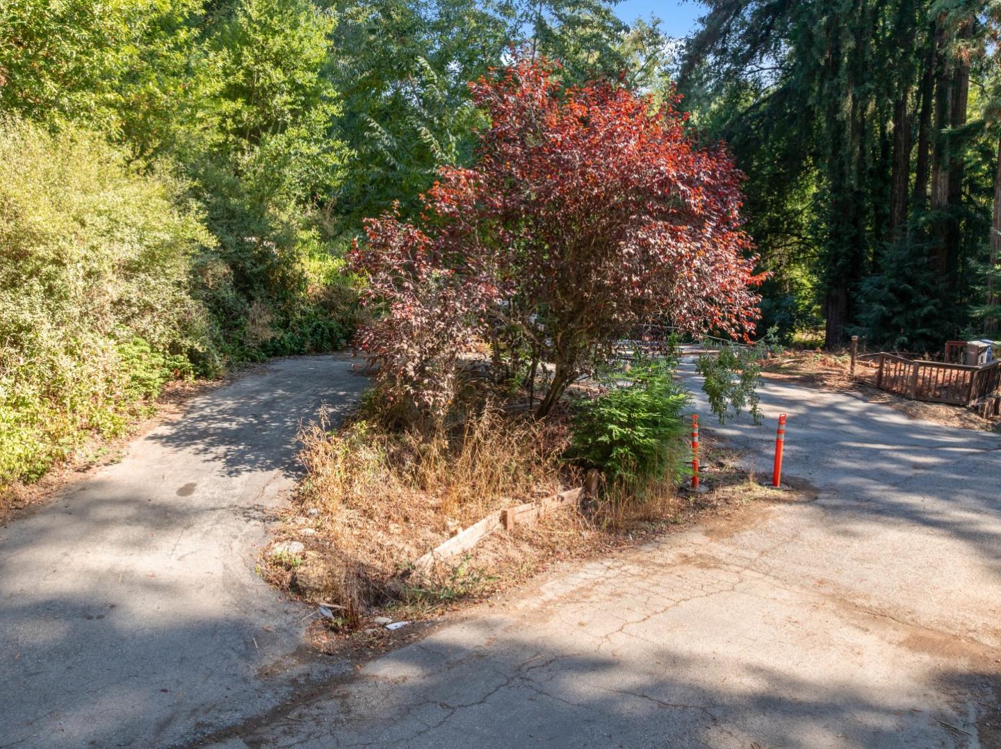 15840 Old County Highway