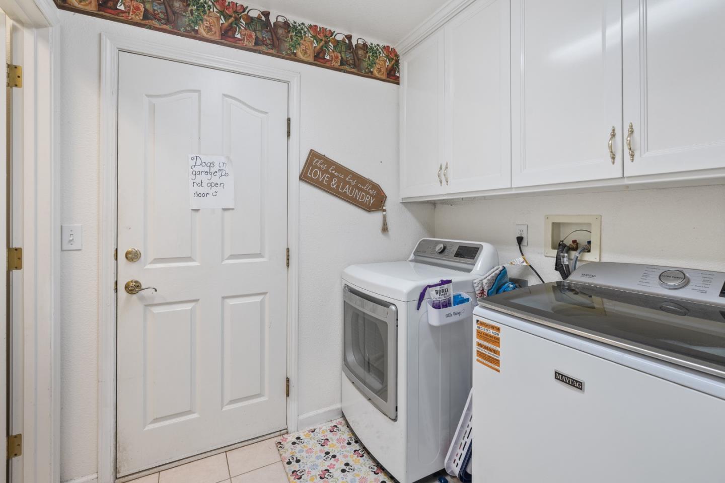 2920 Aspen Glow Lane