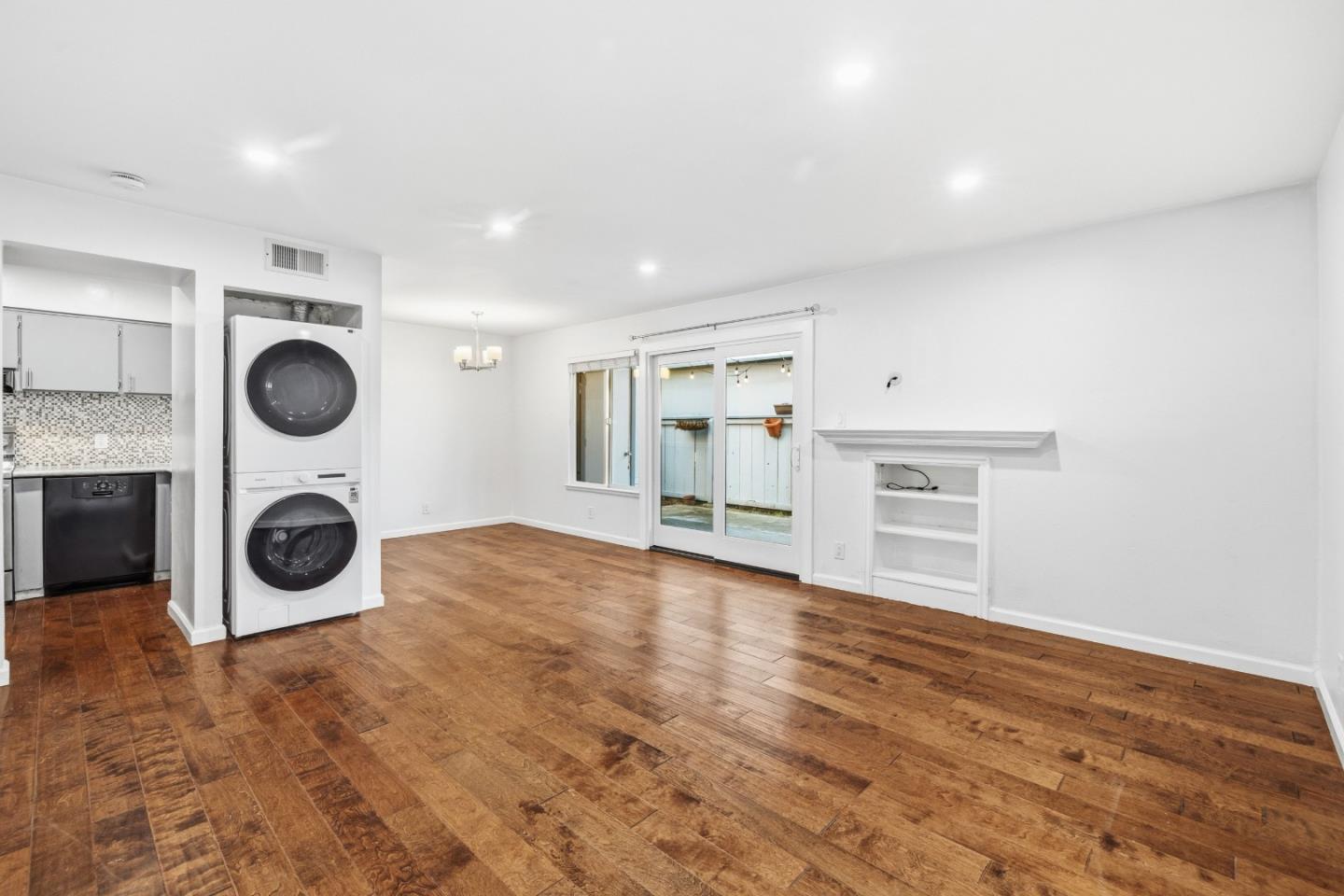 1925 46th Avenue 127