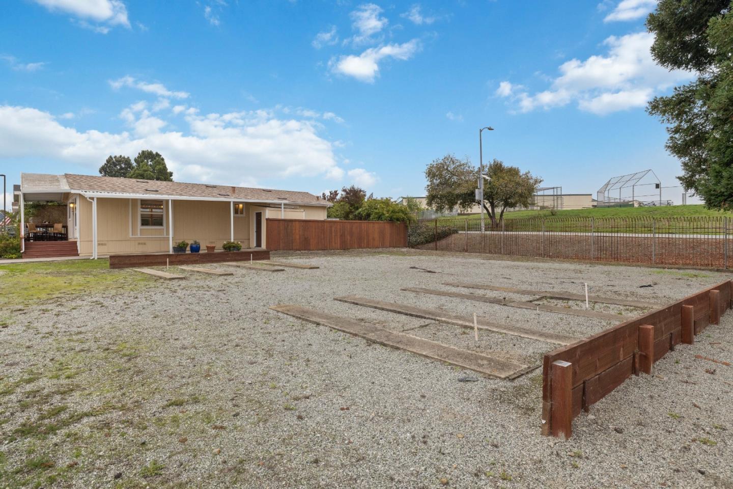 144 Holm Road Unit: 75