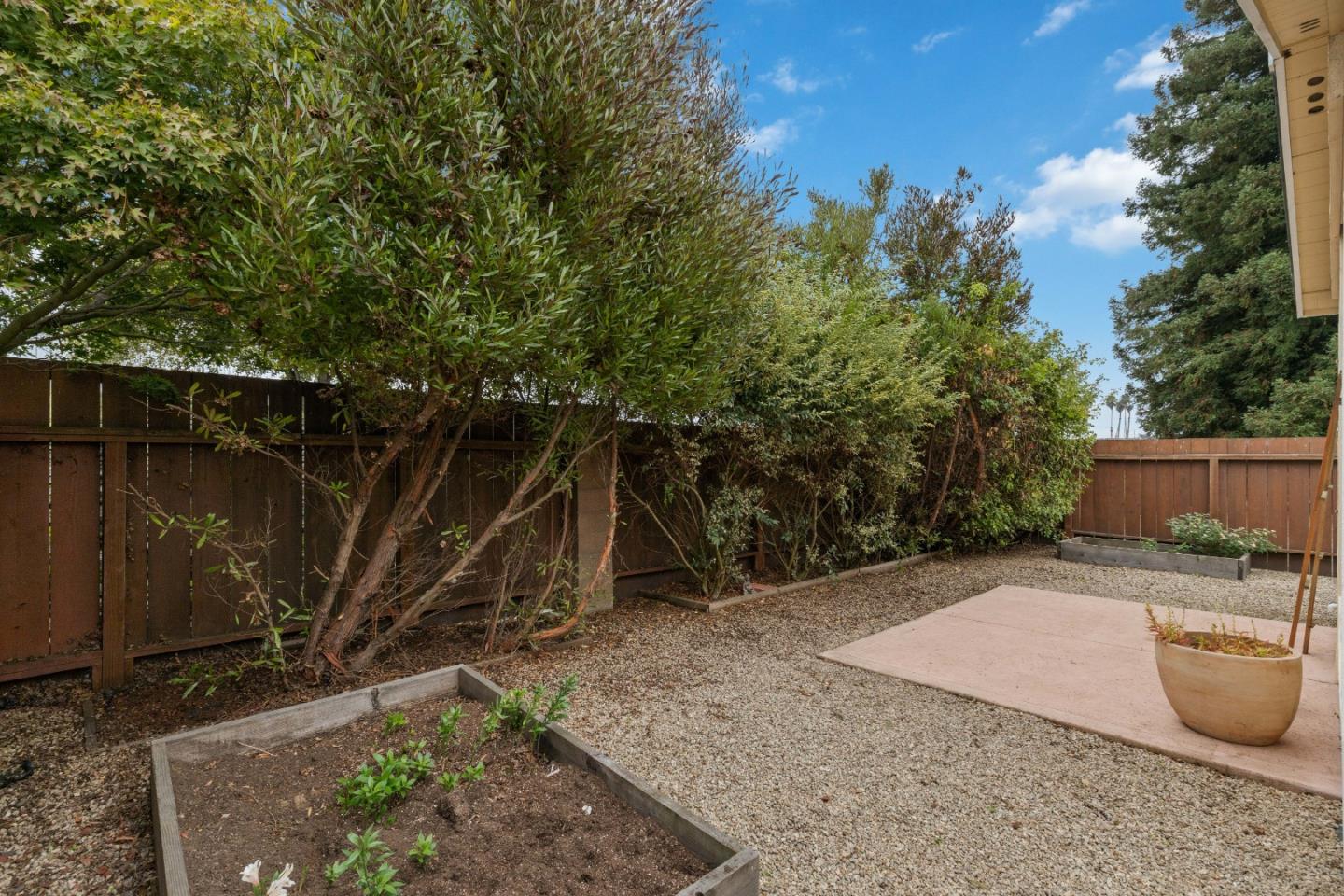 144 Holm Road Unit: 75