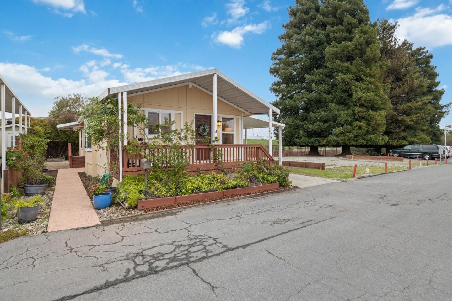 144 Holm Road Unit: 75