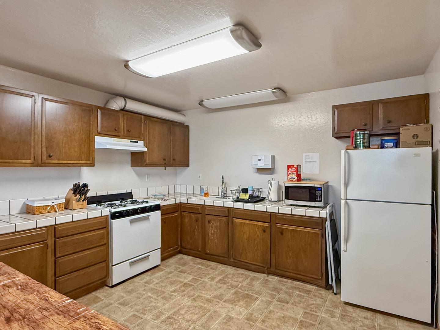 144 Holm Road Unit: 75